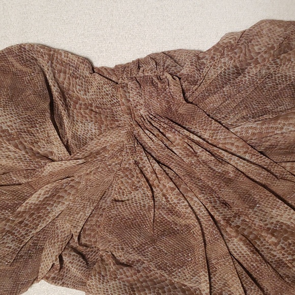 Dress - Picture 6 of 8